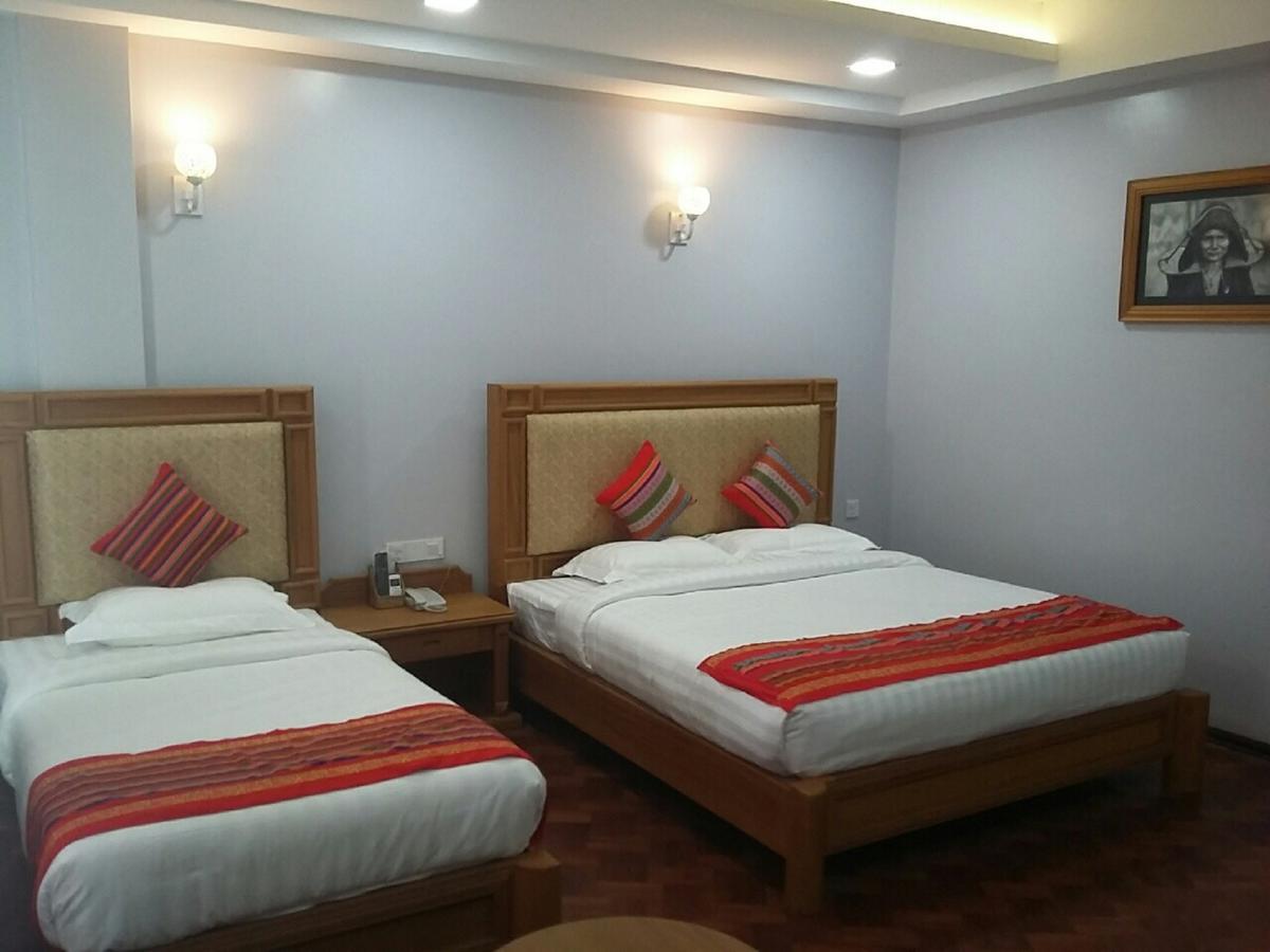 Amayar Nadi Hotel Mandalay Bagian luar foto